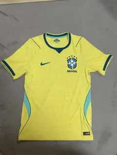 NIKE サッカーブラジル代表 VINI JR 20番 ユニフォーム NIKE サッカーブラジル代表 VINI JR 20番 ユニフォーム - メルカリ