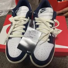 NIKE ウィメンズダンク ロウ PRM