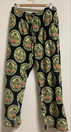 送料無料！ギネスビール　フリース　総柄イージーパンツ　XLサイズ