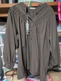 ブラウン長袖シャツ 新品タグ付き　テラウェア
