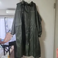 オリーブグリーン レインコート フード付き