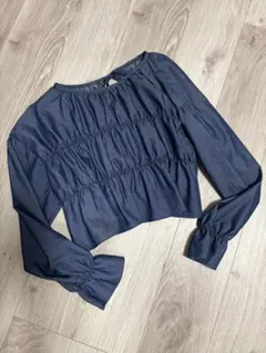 ネイビー ギャザー入り デニム色　トップス　カットソー（管理No.Y12）