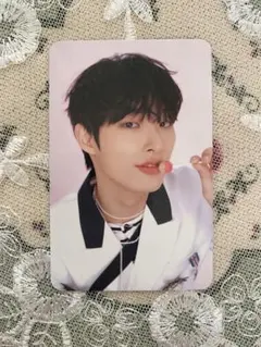 ATEEZ ポップアップ　ラントレ　ミンギ