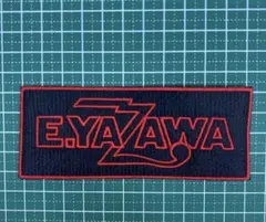 E.YAZAWAのロゴワッペン 赤×黒