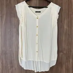 LOSSO アイボリー ボタン付きシャツ