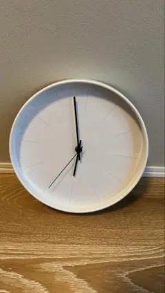 シンプルホワイトアナログ時計