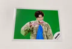 (589)渡辺翔太 SnowMan公式写真