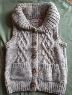 URBAN RESEARCH ケーブルニットベスト