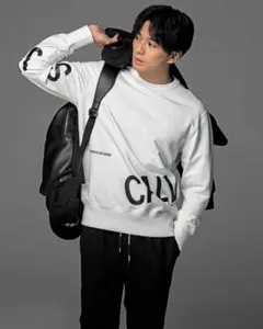 CALVIN KLEIN JEANS ホワイト トレーナー