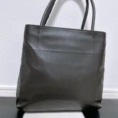 Item thumbnail for item 912e77dd-5f9f-40e8-9227-df8bd12acb12