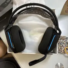 g733