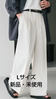 オフホワイト ワイドスラックス パンツのサムネイル