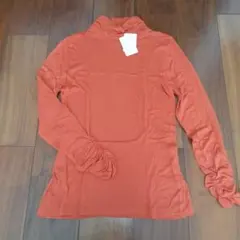 レディース　タートル　カットソー　長袖　オレンジ　М‐Lサイズ