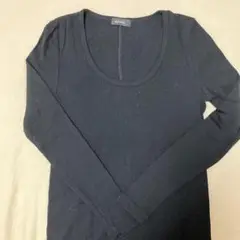 G.V.C.V. 黒 長袖ニット Fサイズ