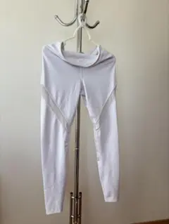 スパッツホワイト