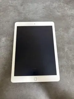 iPad 第6世代 32GB Wi-Fi+Cellular シルバー