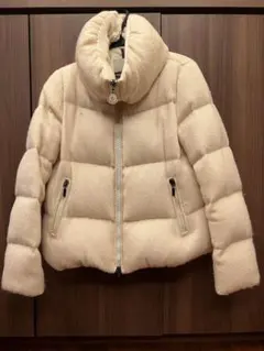 MONCLER モンクレール　ダウンジャケット　白　ラメ入り
