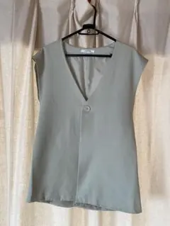 【美品】くすみ水色　ベスト　ジレ　Fサイズ