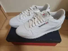 【新品】Reebok Classic Leather GY3558 27 箱ありのサムネイル