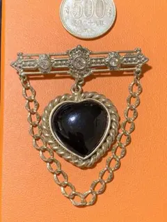 ヴィンテージ　揺れるブローチ　ラインストーン　ハートモチーフ　年代物レトロ