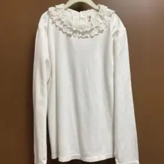 メゾピアノ　レース付きホワイト長袖カットッソー