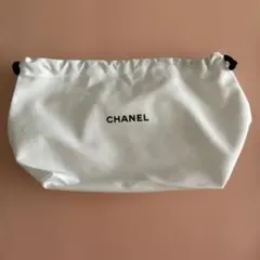 CHANEL 巾着ポーチ ホワイトのサムネイル