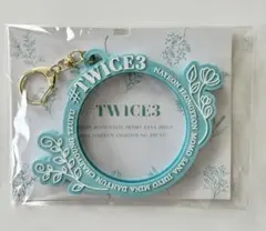 TWICE 缶バッジホルダー