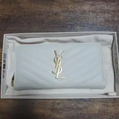 Saint Laurent 長財布 ラウンドファスナー キルティング新品箱付きのサムネイル