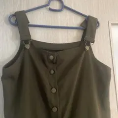 オーバーオール　カーキ　オシャレボタン