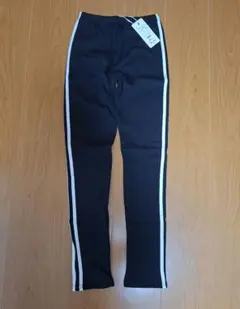 裏起毛パンツ　長ズボン　黒