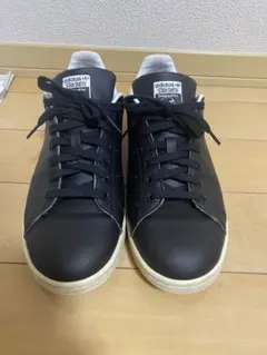 adidas Stan Smith ブラックレザーシューズ