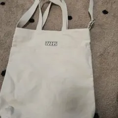 LOWRYS FARM アイボリー トートバッグ