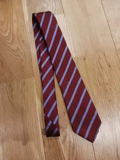 バーガンディストライプネクタイ
