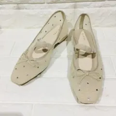 【新品未使用】RANDA ビジュー付きフラット ベージュ　バレエシューズ ラメのサムネイル