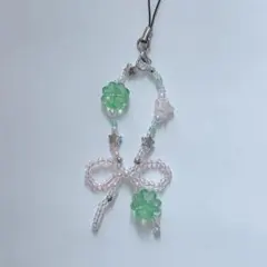 ④ ビーズキーホルダー ストラップ ハンドメイド リボン クローバー ピンク