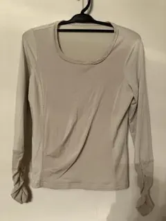 HIROKO BIS 長袖 カットソー ベージュ サイズ11のサムネイル