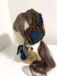 ハート　イヤーマフ アイボリー　ブルーハンドメイド　耳あて　青