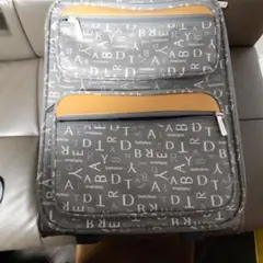 Item thumbnail for item 208b27e3-2a02-4899-90e4-586487603244