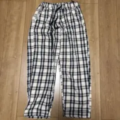 白黒チェック柄カジュアルパンツ