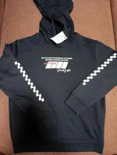 新品フード付きパーカー130