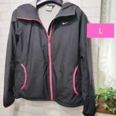 Nike フード付きウインドブレーカー　 Lサイズ