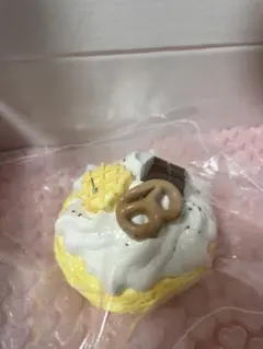 kikisquishy 金木犀ホールケーキ 純泥 - メルカリ