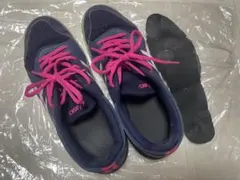 Item thumbnail for item e36987d2-1957-47a1-8b9a-7d11bf1d94ec