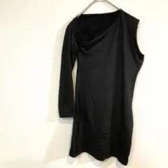 黒い長袖トップス 片方の肩出し ブラック伸縮性