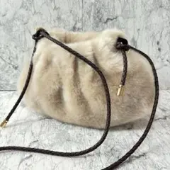 匿名配送 新品未使用 アポワンウテセ ハンドバッグ 楽天市場】a point etc アポワンウテセ ハンドバッグ SAC ROMY