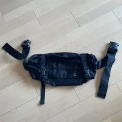 HeM ブラック ボディバッグ