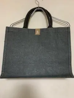 エミレーツ航空ファーストクラスアメニティバッグ(女性用、男性用)、トートバッグ等 エミレーツ航空ファーストクラスアメニティバッグ(女性用、男性