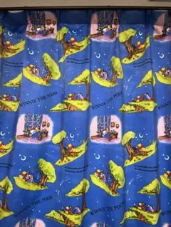 Winnie The Pooh & Friends プーさんカーテン4枚組み