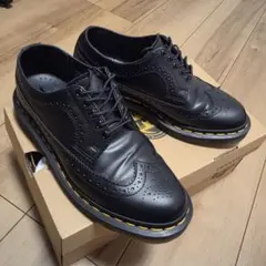 現行販売モデル レースアップシューズ Dr. Martens 24cmのサムネイル