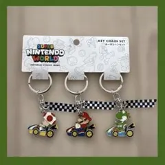 【新品未使用】SUPER NINTENDO WORLD マリオ　キーホルダーセッのサムネイル